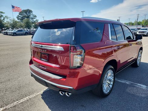 Used 2023 Chevrolet Tahoe High Country AWD/4WD image 3
