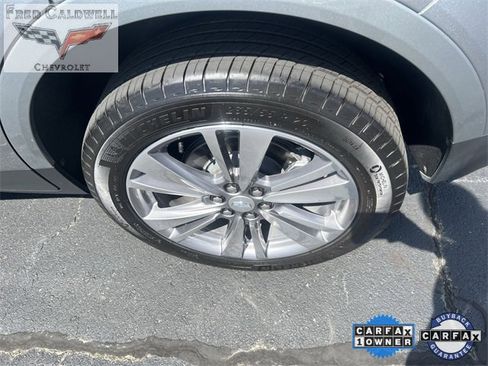 Certified 2025 Cadillac XT5 Premium Luxury image 33