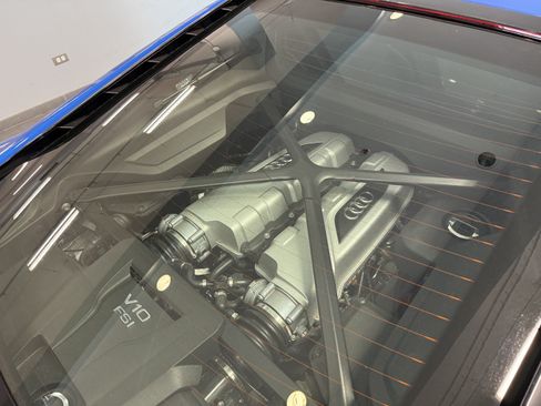 Used 2023 Audi R8 V10 performance w/ Premium Package RWD image 9