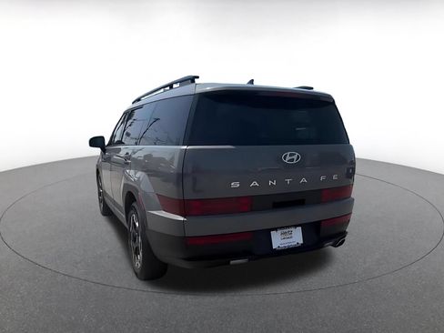 Used 2025 Hyundai Santa Fe SEL FWD image 11