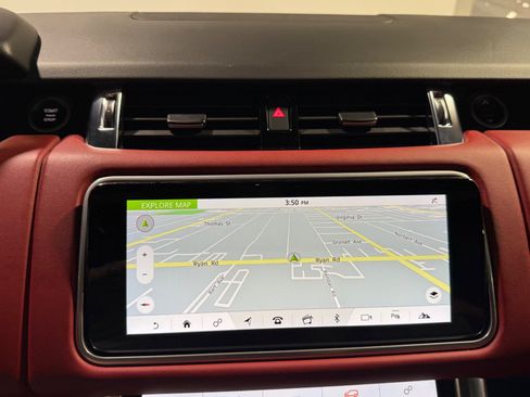 Used 2021 Land Rover Range Rover Sport HST AWD/4WD image 32