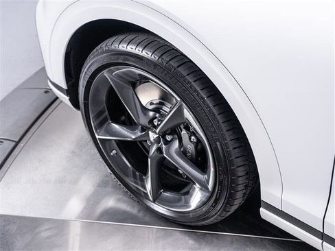 New 2026 Genesis GV70 3.5T Sport Prestige image 12