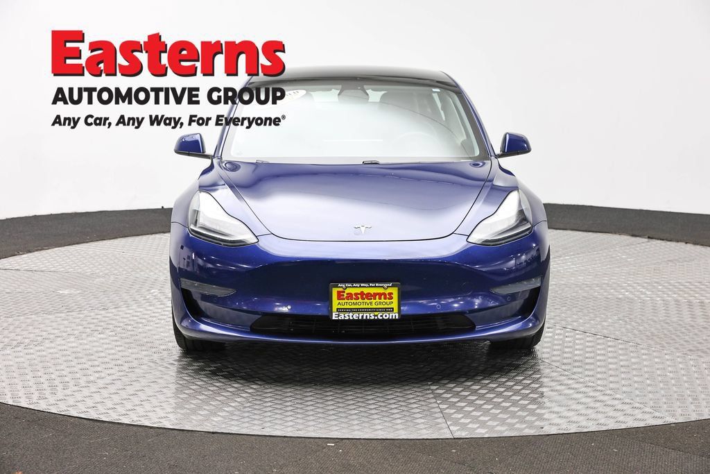 Used 2021 Tesla Model 3 Standard Range Plus RWD image 2