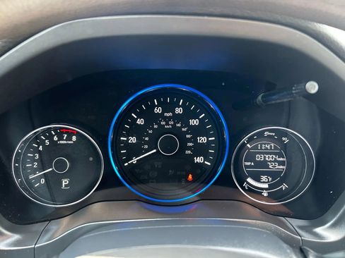 Used 2021 Honda HR-V LX image 17