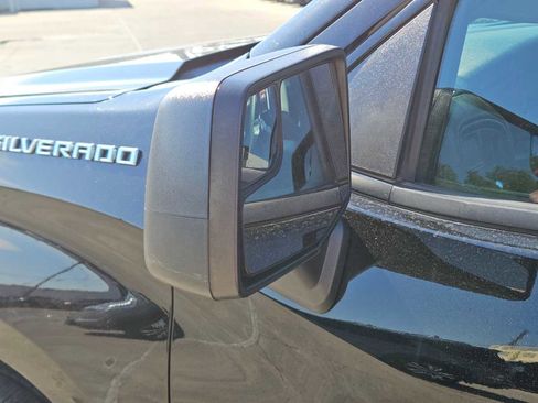 Used 2021 Chevrolet Silverado 1500 Custom image 11