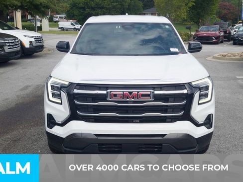 Used 2025 GMC Terrain Elevation AWD/4WD image 2
