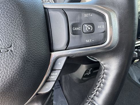 Used 2024 RAM 2500 Laramie AWD/4WD image 34