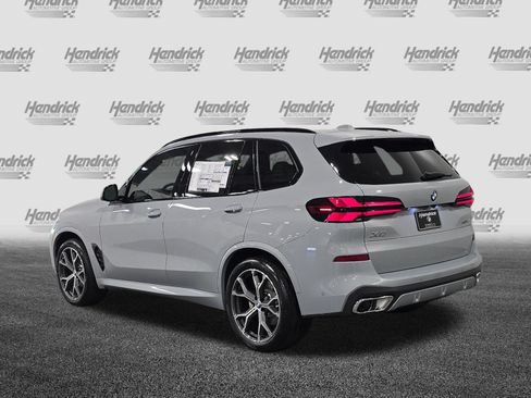 Certified 2026 BMW X5 xDrive40i w/ M Sport Package AWD/4WD image 6