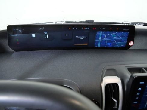 Certified 2025 Ford Expedition Active image 18