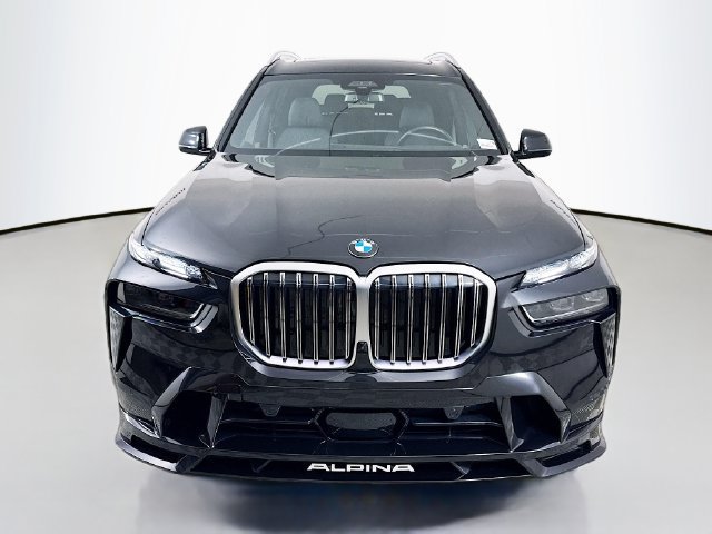 Used 2024 BMW ALPINA XB7 AWD/4WD image 3