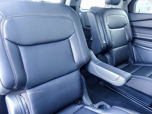 Used 2023 Ford Explorer XLT w/ Equipment Group 202A image 31