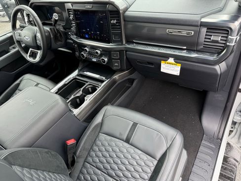 New 2026 Ford F250 4x4 Crew Cab Super Duty image 19