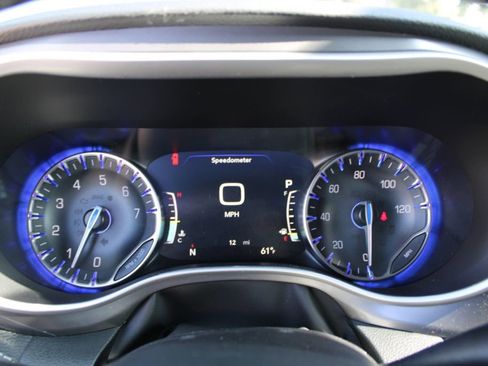 New 2026 Chrysler Pacifica Select image 27