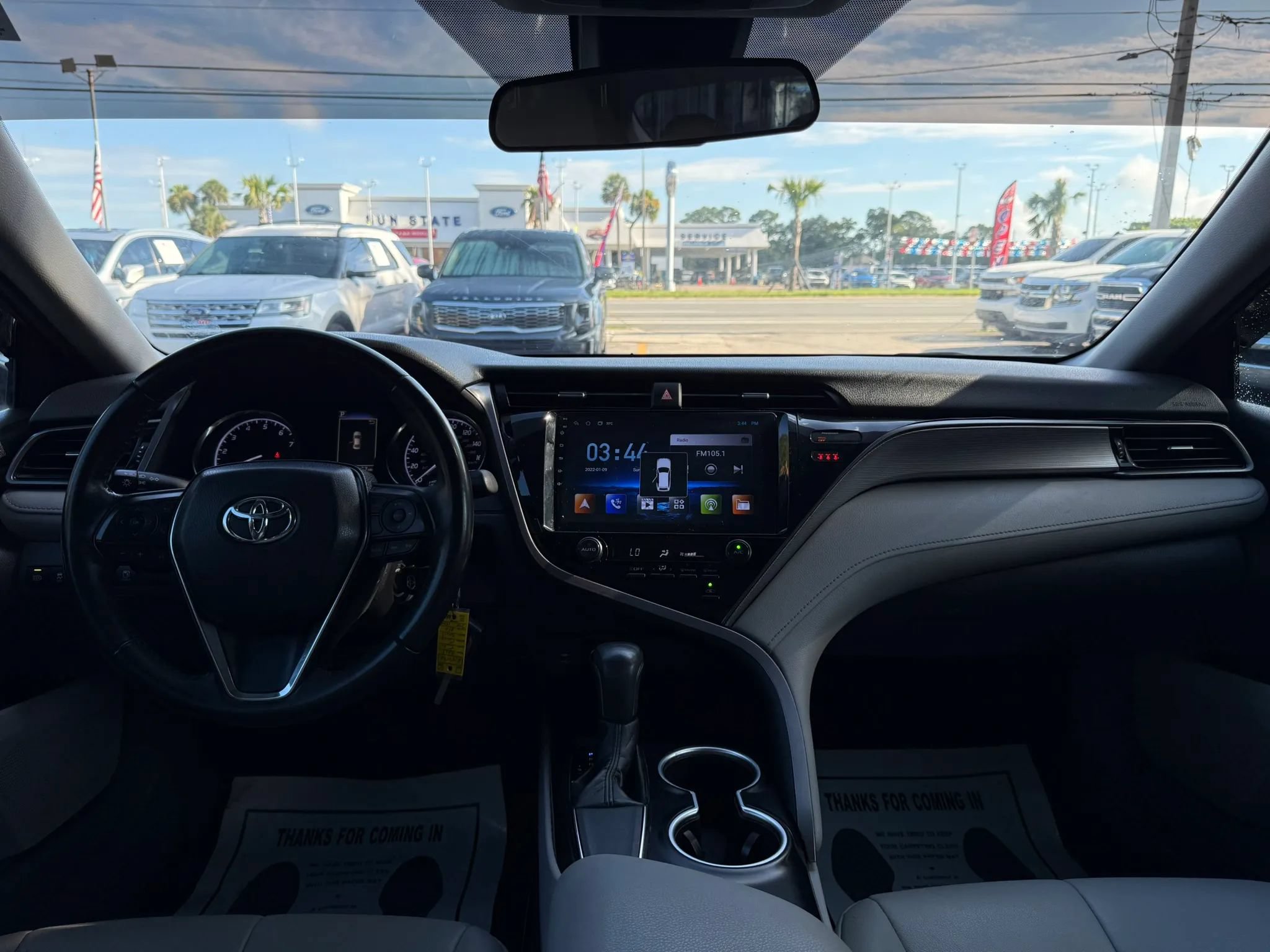 Used 2019 Toyota Camry SE FWD image 10