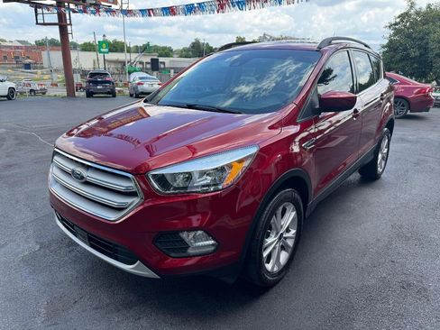 Used 2018 Ford Escape SE w/ Ford Safe & Smart Package AWD/4WD image 7