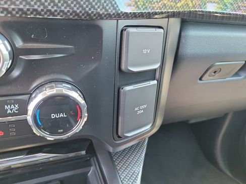 New 2026 Ford F250 Lariat w/ Black Appearance Package AWD/4WD image 34
