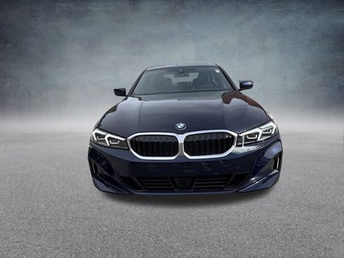 Used 2026 BMW 330i xDrive Sedan w/ Premium Package image 9