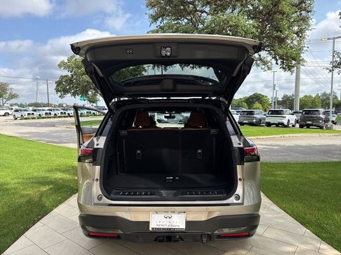Used 2026 INFINITI QX60 Autograph w/ Dark Cargo Package AWD/4WD image 35