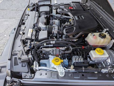 Used 2019 Jeep Wrangler Unlimited Sport S image 47