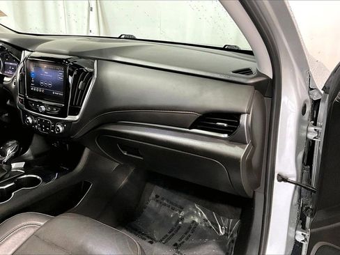 Used 2021 Chevrolet Traverse Premier w/ Redline Edition image 16
