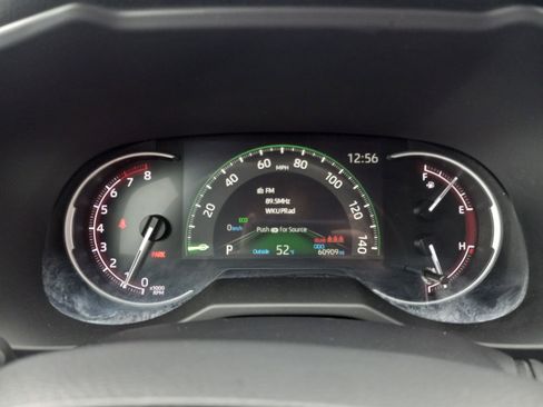 Used 2024 Toyota RAV4 LE image 17