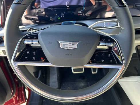 New 2026 Cadillac Vistiq Luxury image 27