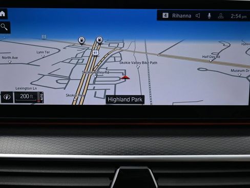 Used 2023 BMW M550i xDrive w/ Dynamic Handling Package AWD/4WD image 14