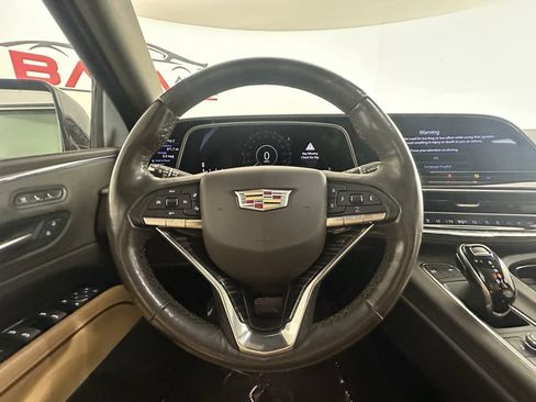 Used 2022 Cadillac Escalade ESV Premium Luxury image 31