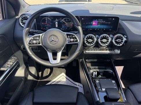Used 2021 Mercedes-Benz GLA 250 4MATIC image 14