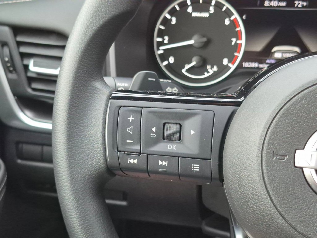 Certified 2023 Nissan Rogue SV AWD/4WD image 14