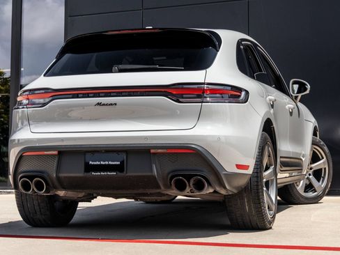 Used 2024 Porsche Macan AWD/4WD image 11