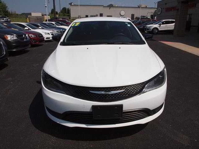 Used 2017 Chrysler 200 LX FWD image 4