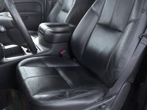 Used 2014 Chevrolet Tahoe LT w/ All-Star Edition AWD/4WD image 25