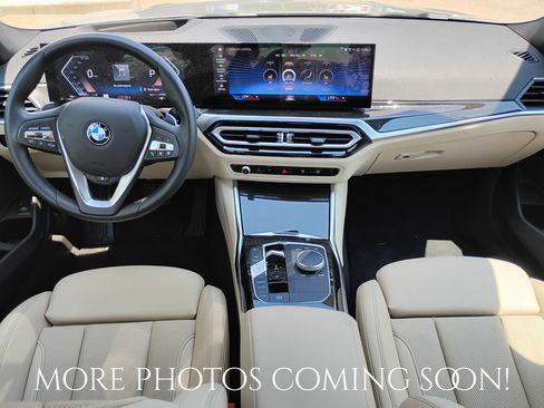 Used 2023 BMW 330i xDrive Sedan w/ Premium Package AWD/4WD image 4