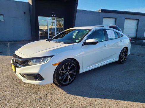 Used 2019 Honda Civic Sport image 2