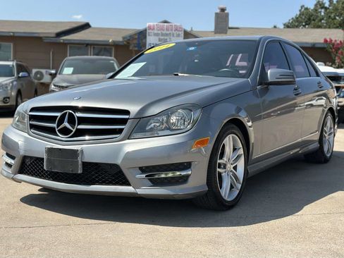 Used 2014 Mercedes-Benz C 250 Sedan image 2