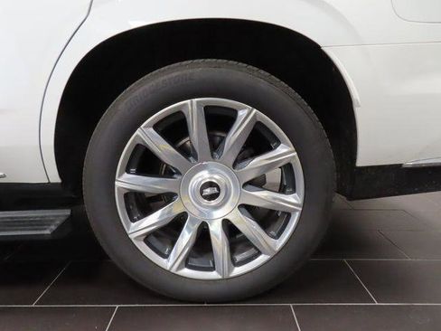 Certified 2022 Cadillac Escalade Premium Luxury Platinum AWD/4WD image 41