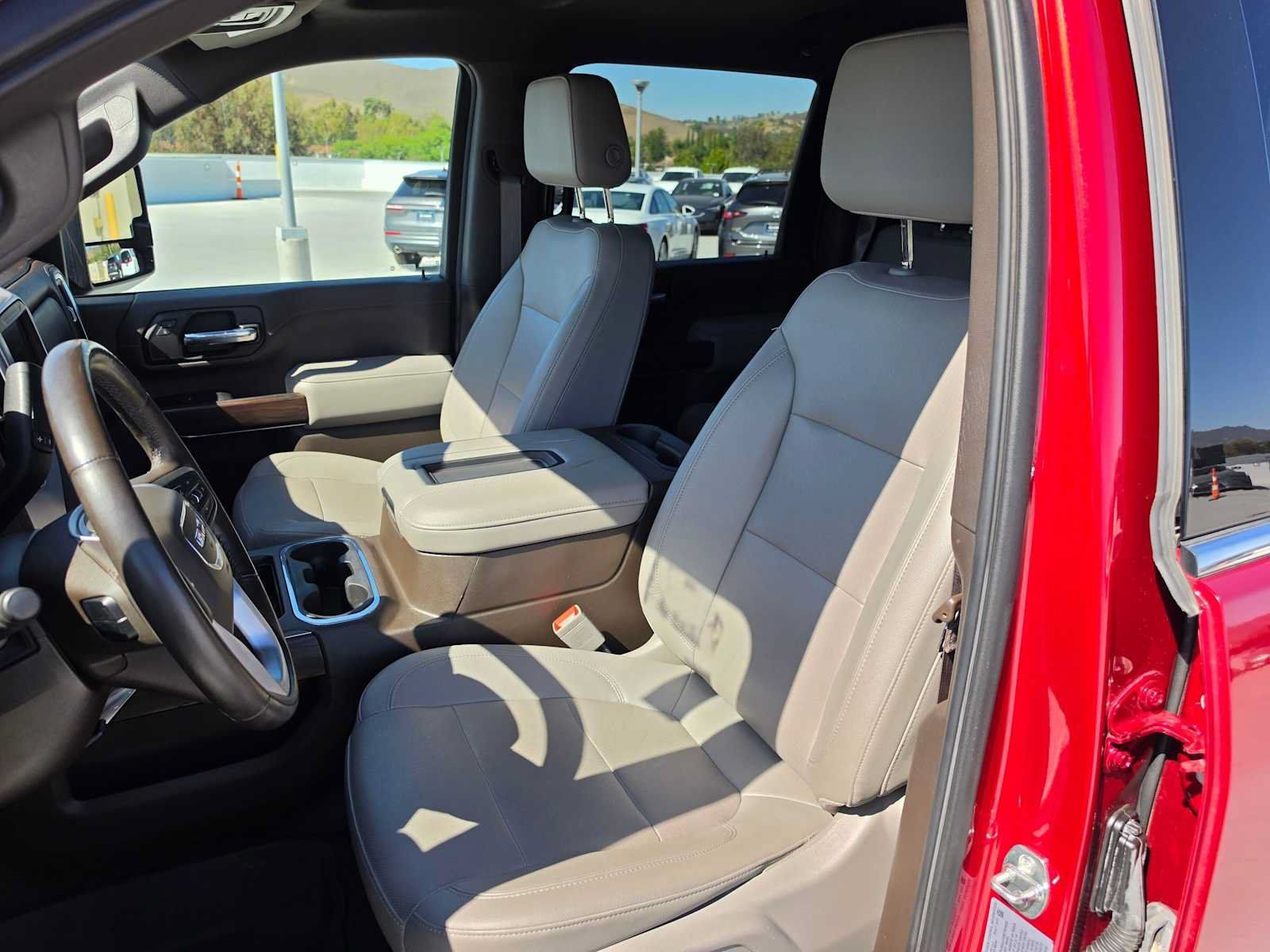 Used 2022 GMC Sierra 2500 SLT w/ SLT Premium Package AWD/4WD image 21