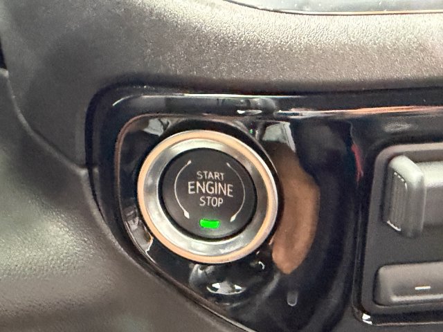 Certified 2025 GMC Sierra 1500 Elevation RWD image 24