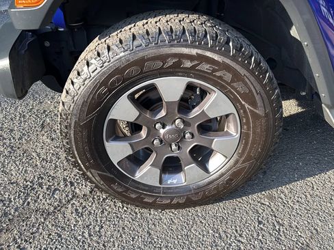 Used 2018 Jeep Wrangler Unlimited Sahara AWD/4WD image 9