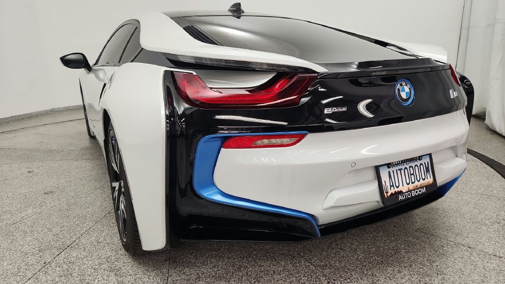 Used 2015 BMW i8 AWD/4WD image 70
