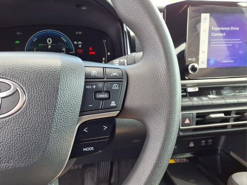 Certified 2025 Toyota Camry LE FWD image 20