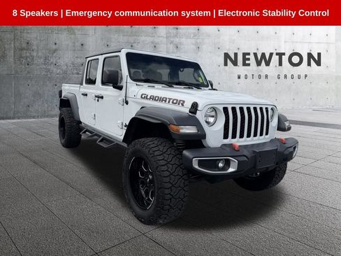 Used 2023 Jeep Gladiator Sport AWD/4WD image 1