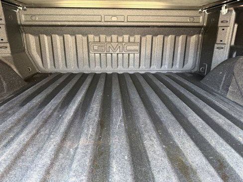 Used 2024 GMC Sierra 1500 SLT w/ SLT Premium Plus Package image 18