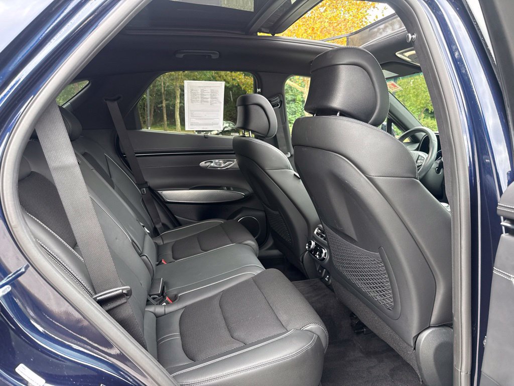 Used 2024 Genesis GV70 2.5T w/ Sport Prestige Package AWD/4WD image 33