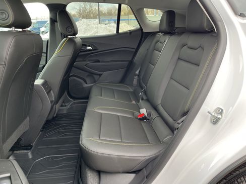 New 2026 Chevrolet Trax ACTIV w/ Sunroof Package image 18