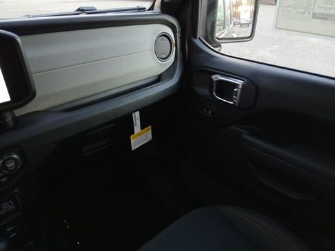 New 2026 Jeep Wrangler Sport S image 39