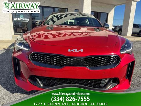 Used 2022 Kia Stinger GT2 image 3