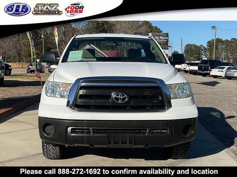 Used 2010 Toyota Tundra 2WD Regular Cab image 2