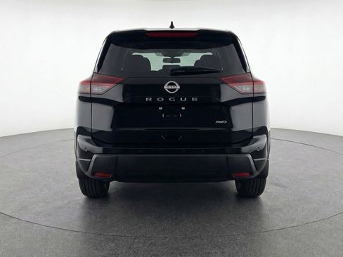 Used 2025 Nissan Rogue SV image 7